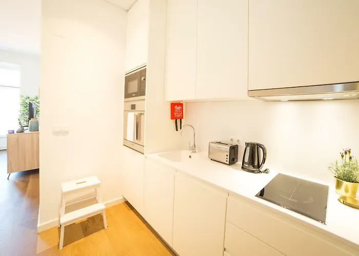 Flh Restauradores Modern * Lissabon